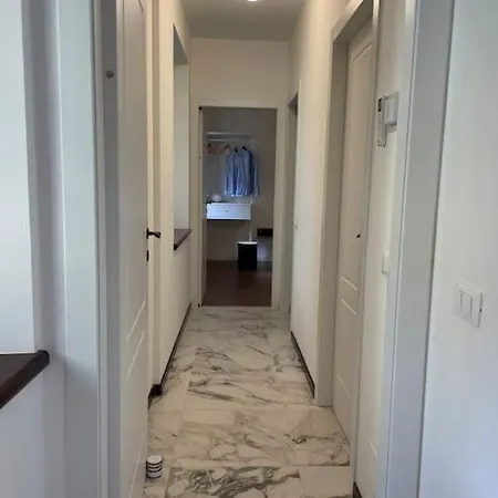 Bicamere Deluxe Nel Cuore Di By Docg Lägenhet Udine