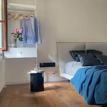 Bicamere Deluxe Nel Cuore Di By Docg Lägenhet *