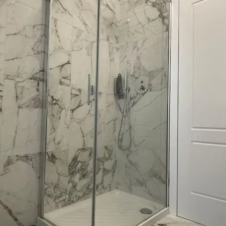 Bicamere Deluxe Nel Cuore Di By Docg