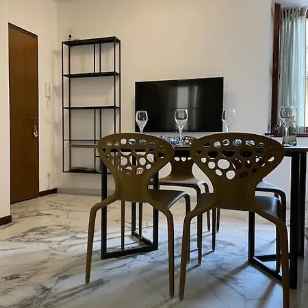 Апартаменты Bicamere Deluxe Nel Cuore Di By Docg
